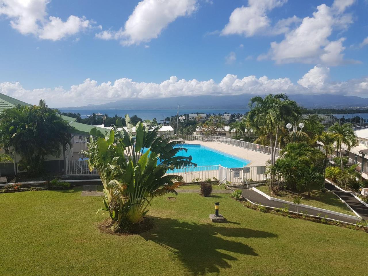 Superbe Studio En Duplex, Vue Sur Mer Et Piscine Apartment Le Gosier  Bagian luar foto